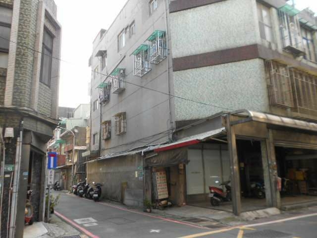 免仲介費 位桃園市政府與火車站之間公寓3樓網路套房出租 只另付電費（第9張）