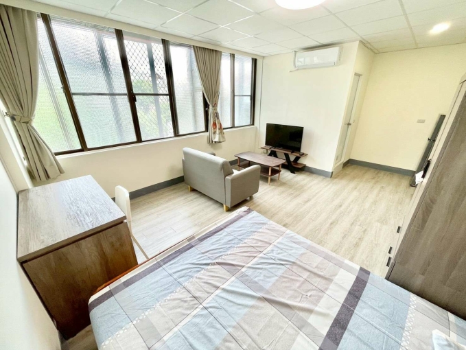 🔥東區可雙租補🔥大面採光大空間🔥子母車🔥近大智國小 - Image 3