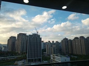 便利生活圈的三房優質好宅,可租補,不禁貓(寵物條約) - Image 19