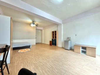 西裝快皺掉了⚡魔術大空間✨可租補✨獨洗獨曬💕近北平 天津商圈⚡宇你相見（第11張）