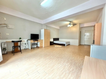 西裝快皺掉了⚡魔術大空間✨可租補✨獨洗獨曬💕近北平 天津商圈⚡宇你相見（第9張）