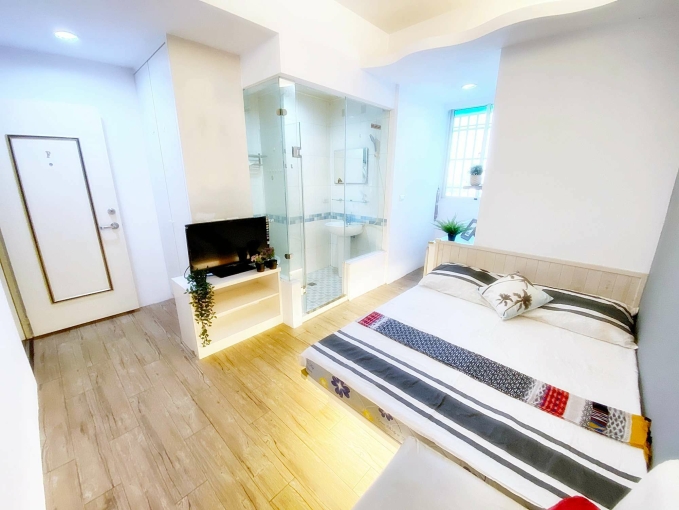 💖走路一中✨電梯管理員🏠漂亮💖 - Image 1