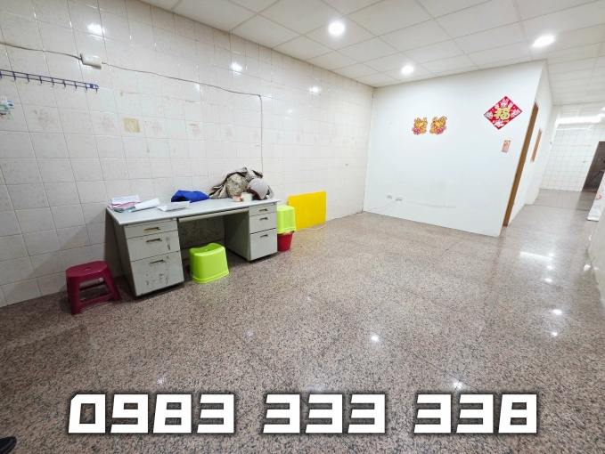 近修德國小~可住可辦可店面~前方可停車~（第1張）