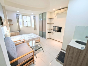 爬梯3樓*類一房一廳*流理台*陽台*衛浴開窗*室內機車位*子母車（第10張）