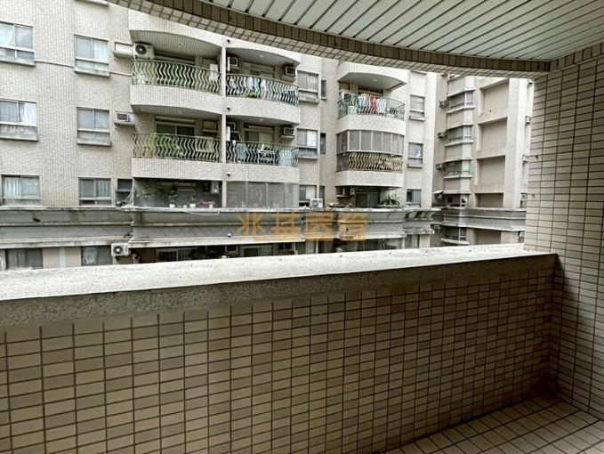 兆基社會住宅🏡東山河溫馨大三房低樓層/可租補(第8張)