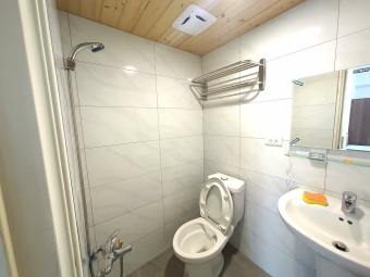 【全新裝潢・免仲介費】北區華興街 精緻溫馨套房（第3張）