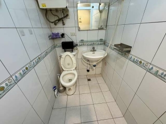 💞大象租屋💞近SOGO.威尼斯影城旁.漂亮精緻網路套房.傢俱.家電.有陽台.專用洗衣機（第7張）