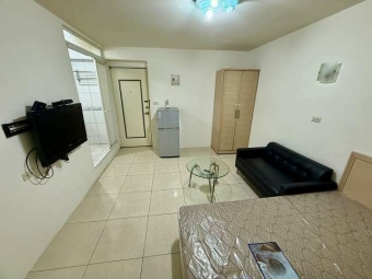 💞大象租屋💞近SOGO.威尼斯影城旁.漂亮精緻網路套房.傢俱.家電.有陽台.專用洗衣機（第2張）