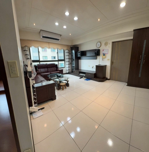 【稀有大 4 房】寶山商圈溫馨居家｜高樓採光通風｜超大單/雙車位｜民有十二街（第1張）