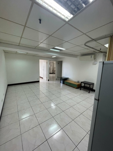 近三和夜市⭐️可租補⭐️交通便利⭐️機能超好 - Image 1