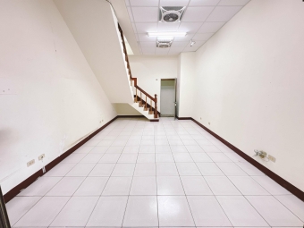 宜欣國小★大地之愛★四米挑高樓店（第2張）