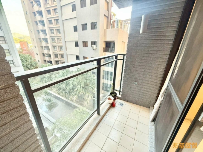 兆基社會住宅🏡北屯美兩房家具全有車位🏡免仲可租補（第9張）