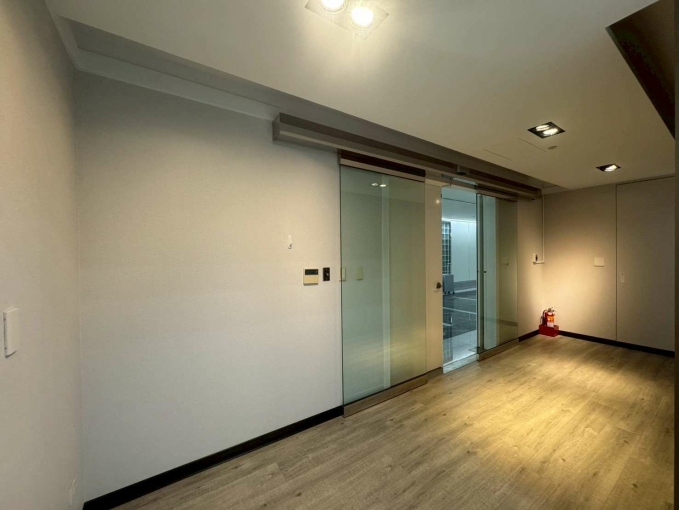 捷運大坪林站.江陵辦公室出租（第3張）