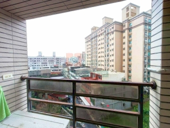 🏙️ 上城 1+1 房＋平面車位｜可租補｜可設戶籍 🉑🉑 ✨ 輕鬆入住 × 機能便利 × 質感生活 ✨（第3張）