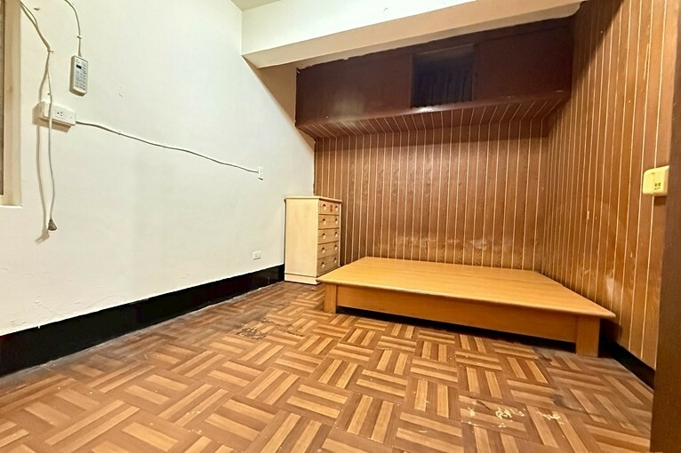 兆基社會住宅🏠安瀾橋✅陳家蔥油餅正對面✅超便宜低樓層4房✅（第5張）