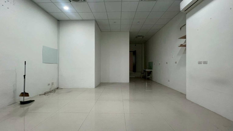 租客勞基法免費諮詢💖中山路一樓樓店！適合工作室，辦公用乾淨的文武百業（第3張）