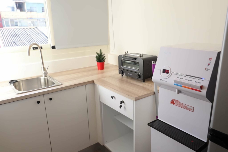 租補★爬梯~1分鐘逢甲大學★變頻★誠可議5月入住 - Image 3