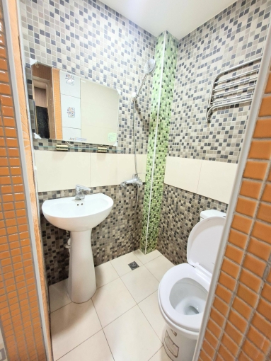 台電可租補*電梯*陽台獨洗曬*飲水機*子母車（第14張）