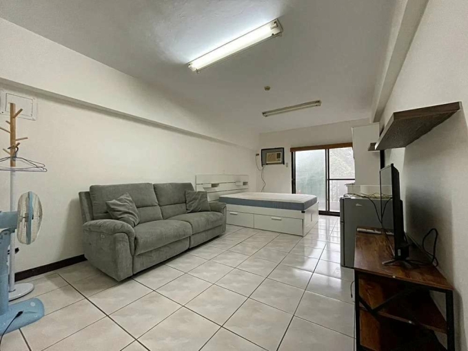 🏡汐科火車站/世運村/電梯陽台套房/可養貓/可租補可報稅