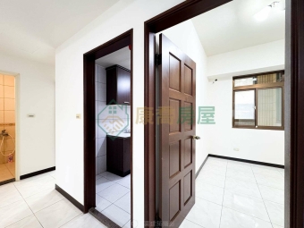 🌳大坪林MRT裕隆城｜寵物友善｜中庭花園靜謐電梯3房（第9張）