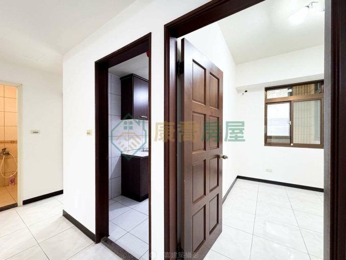 🌳大坪林MRT裕隆城｜寵物友善｜中庭花園靜謐電梯3房（第9張）