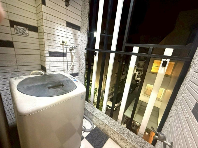 小資首選✨秒殺甜甜價💕可租補💕陽台獨洗曬💕（第3張）