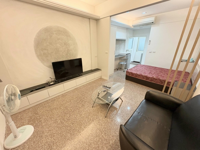 🏡潭子科技園區超值小豪宅🏡獨洗/到科技園區3分鐘/類一房一廳/回家像渡假🚤,下樓食衣住行超方便/潭子車站旁 - Image 1