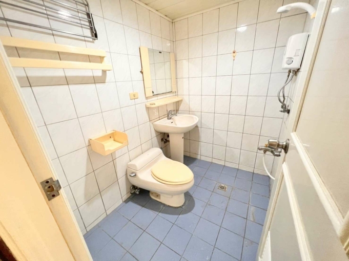 窩進舒適圈🌸台水電超省💯🌳陽台獨洗曬✨獨立門牌💎流理台（第14張）