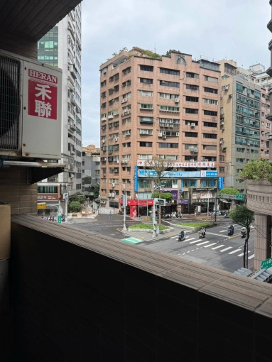 永安市場站.電梯大樓明亮舒適設計師辦公室303（第8張）