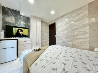 潘潘精選🌺可租補🔅陽台獨洗曬💎衛浴開窗🌹梳妝台（第8張）