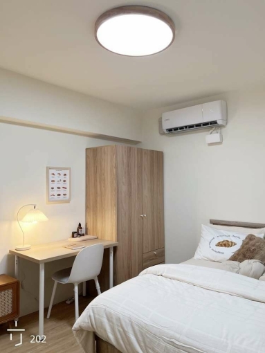 96-2號房型可租補#台中一方生活#台中市政府捷運站附近#日系裝潢全新衛浴#超大公設 - Image 1