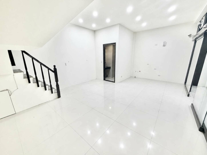 🔥中原站🏡屋齡新一樓可住辦/店面/工作室✅報稅營登(第1張)