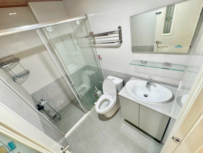 稀有大坪數💕屋況採光通風👍陽台獨洗💕乾溼分離💕（第5張）