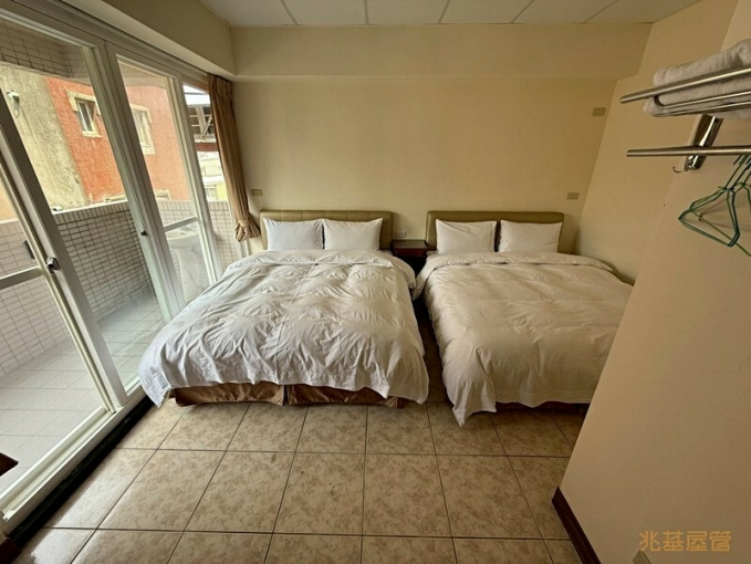 兆基社會住宅🏡瑞芳美食街旁✅超稀有民宿風✅電梯5房1廳4衛(第1張)