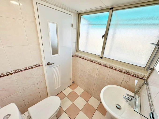 🧡請加賴🧡電梯美屋🧡稀有可寵🧡獨洗凸窗曬衣🧡全新裝潢🧡秒殺速洽🧡（第8張）