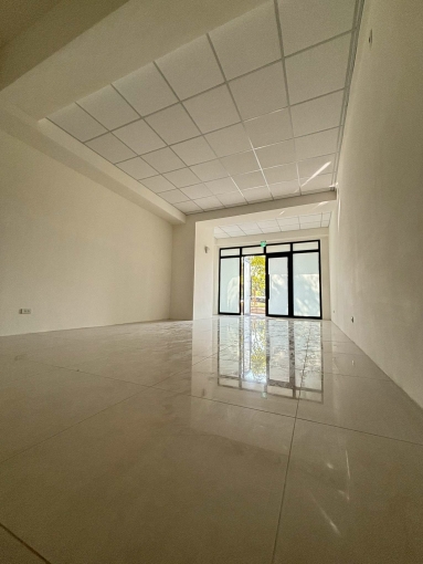 橘子🍊太陽出來了🍊南興公園第一排黃金店面（第2張）