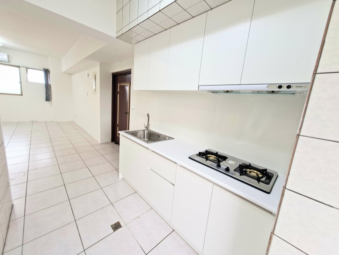 可雙租補☆可寵物☆全新裝潢☆電梯管理員 - Image 13