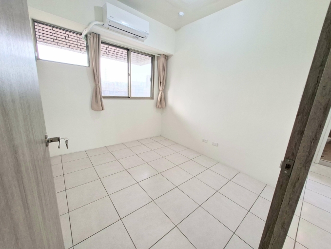 可雙租補☆可寵物☆全新裝潢☆電梯管理員 - Image 12