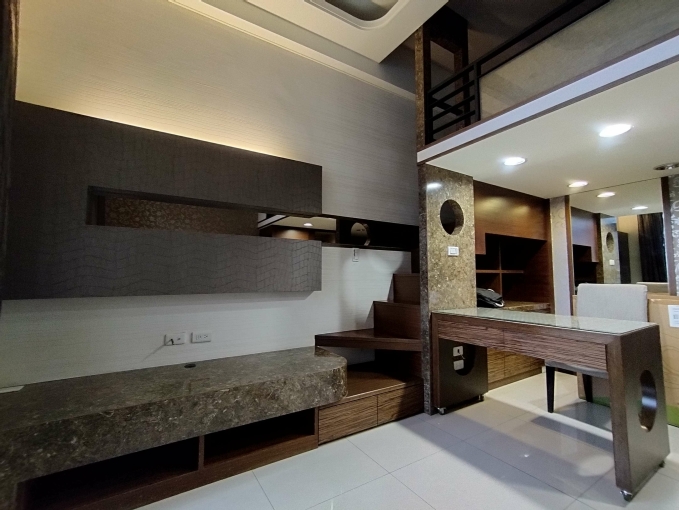 自租皇翔高更~2/8前入住享優惠新板特區精裝宅市政府大遠百對面(第8張)