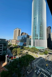 自租皇翔高更～2/8前入住享優惠新板特區精裝宅市政府大遠百對面（第3張）