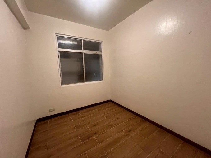 捷運七張明德路建國路店面住辦可停車一樓（第10張）