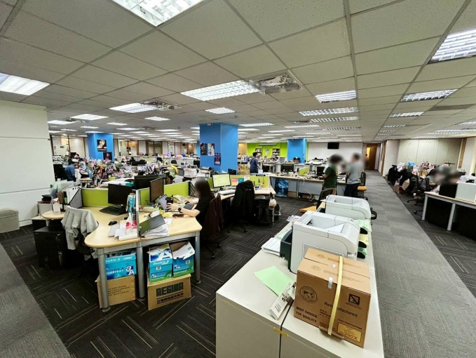 ☆捷運南京三民站☆漂亮商業大樓、明亮空間、一層一戶(第6張)