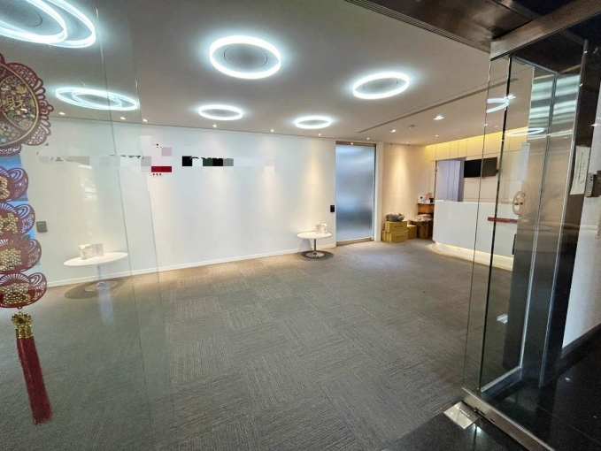 ☆捷運南京三民站☆漂亮商業大樓、明亮空間、一層一戶(第13張)