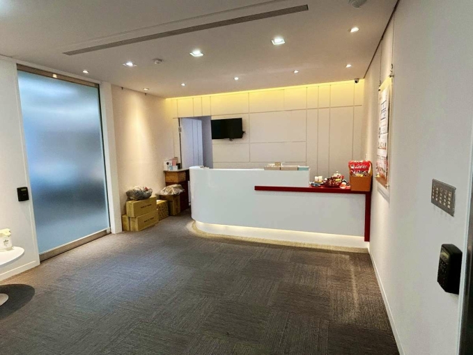 ☆捷運南京三民站☆漂亮商業大樓、明亮空間、一層一戶(第14張)