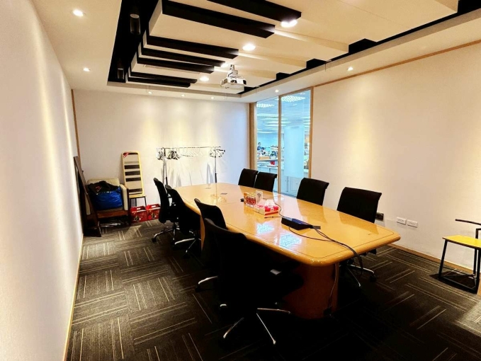 ☆捷運南京三民站☆漂亮商業大樓、明亮空間、一層一戶(第8張)