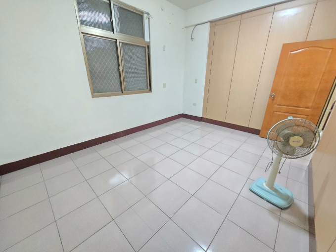 🏡后里超值3房👍可租補／入戶籍／陽台／獨洗曬／歡迎小家庭入住 - Image 6