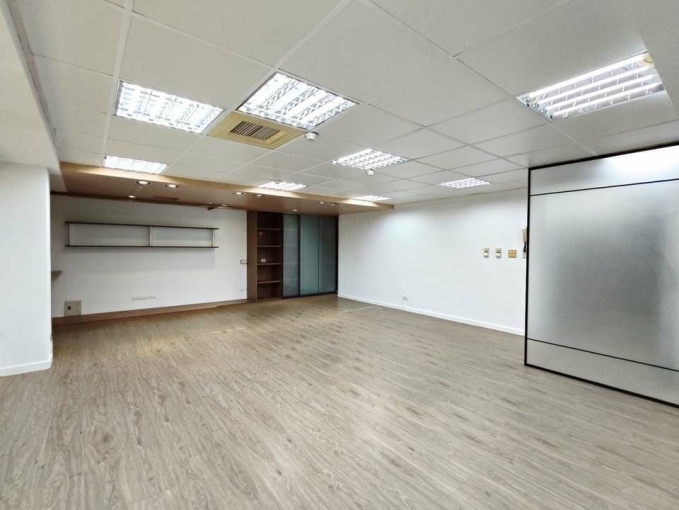 @@忠孝敦化東區商圈*採光明亮辦公（第5張）