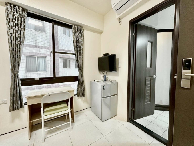 極簡生活💎可租補✨台電省💰陽台獨洗曬🔆舒適空間📍逢甲精選（第3張）