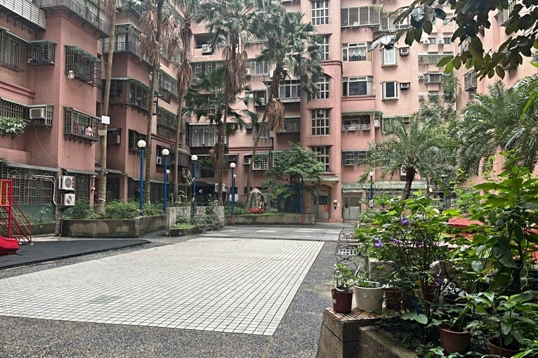 海山捷運❤️租補電梯邊間二人住❤️租金含管理費電費水費（第4張）