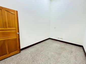 可營登☆可租補☆空間好利用☆近中友百貨（第7張）